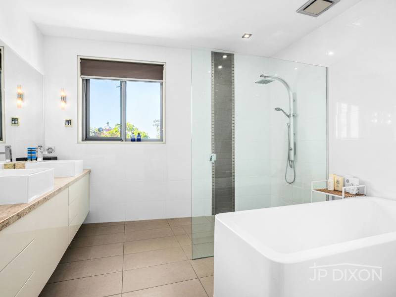 63 Outer Crescent, BRIGHTON, VIC 3186 Australia