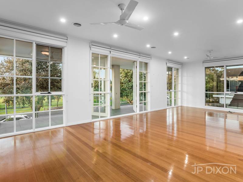 24 Head Street, BRIGHTON, VIC 3186 Australia