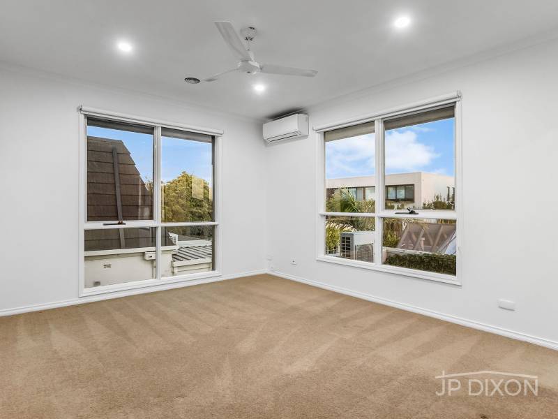 24 Head Street, BRIGHTON, VIC 3186 Australia