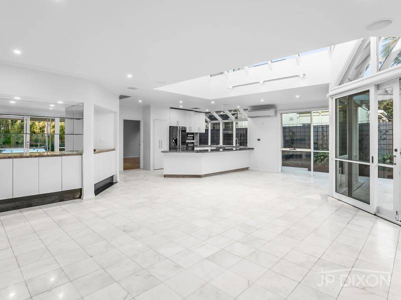 24 Head Street, BRIGHTON, VIC 3186 Australia