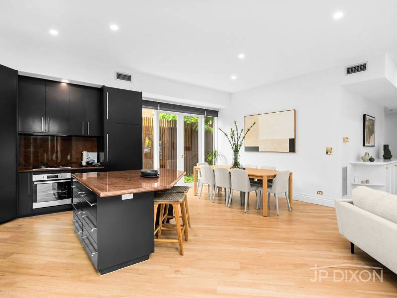 2 Inner Crescent, BRIGHTON, VIC 3186 Australia