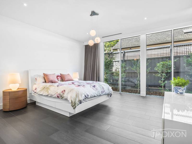 2 Higinbotham Street, BRIGHTON, VIC 3186 Australia