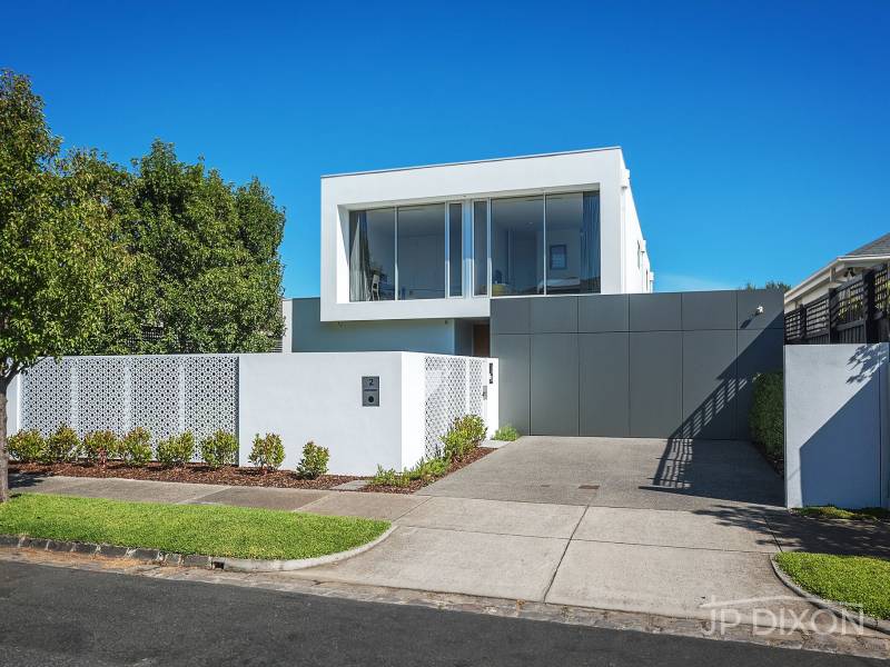 2 Higinbotham Street, BRIGHTON, VIC 3186 Australia