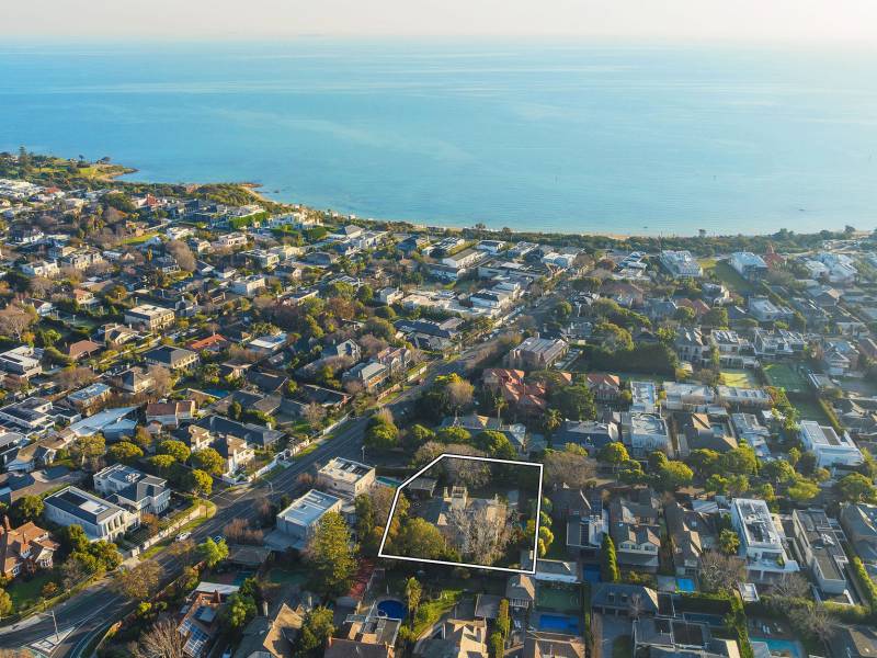 2 Sussex Street, BRIGHTON, VIC 3186 Australia