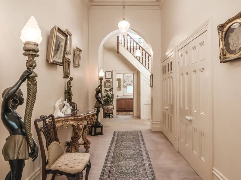 2 Sussex Street, BRIGHTON, VIC 3186 Australia