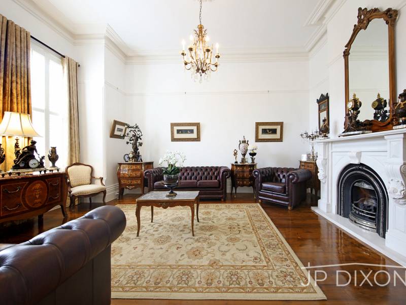 31 Middle Crescent, BRIGHTON, VIC 3186 Australia