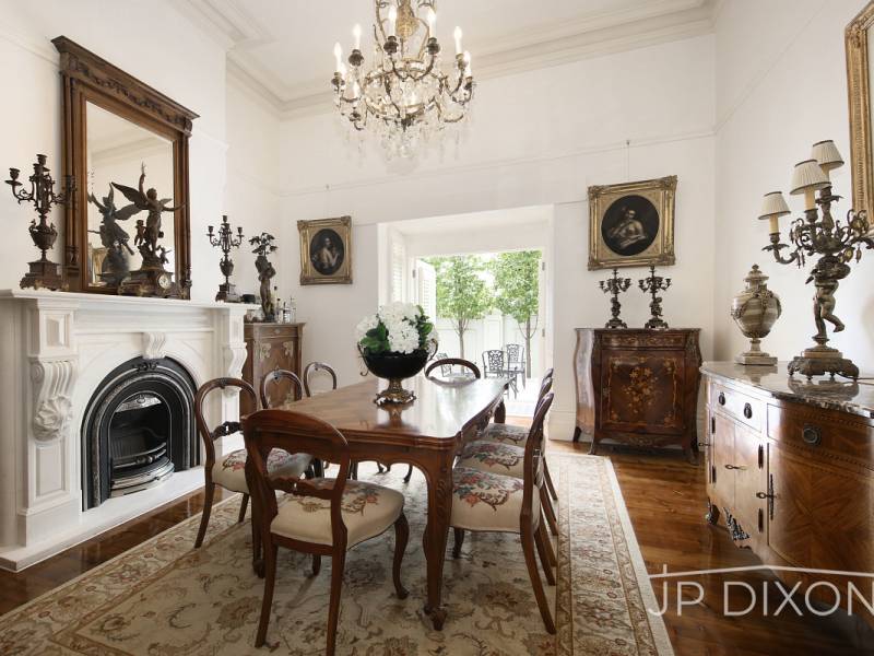 31 Middle Crescent, BRIGHTON, VIC 3186 Australia