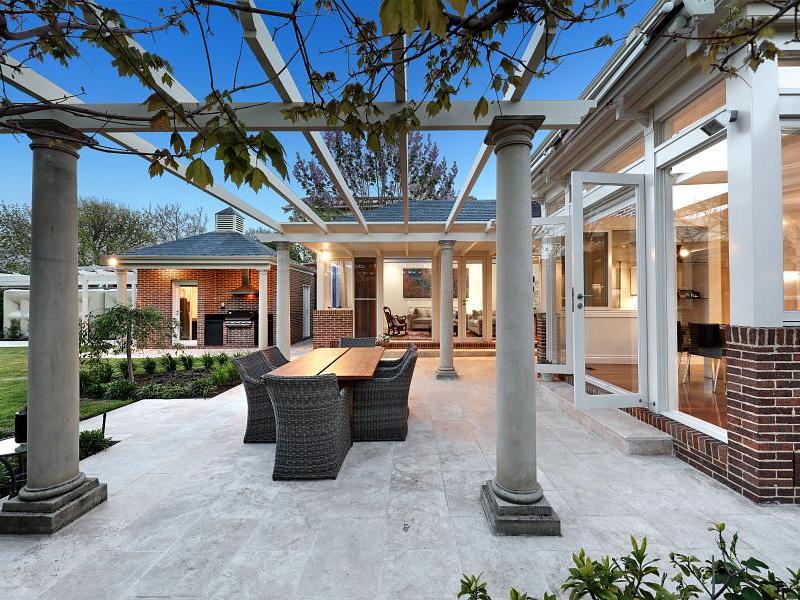 14 Sussex Street, BRIGHTON, VIC 3186 Australia