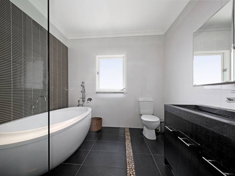 50 Lancaster Street, BENTLEIGH EAST, VIC 3165 Australia