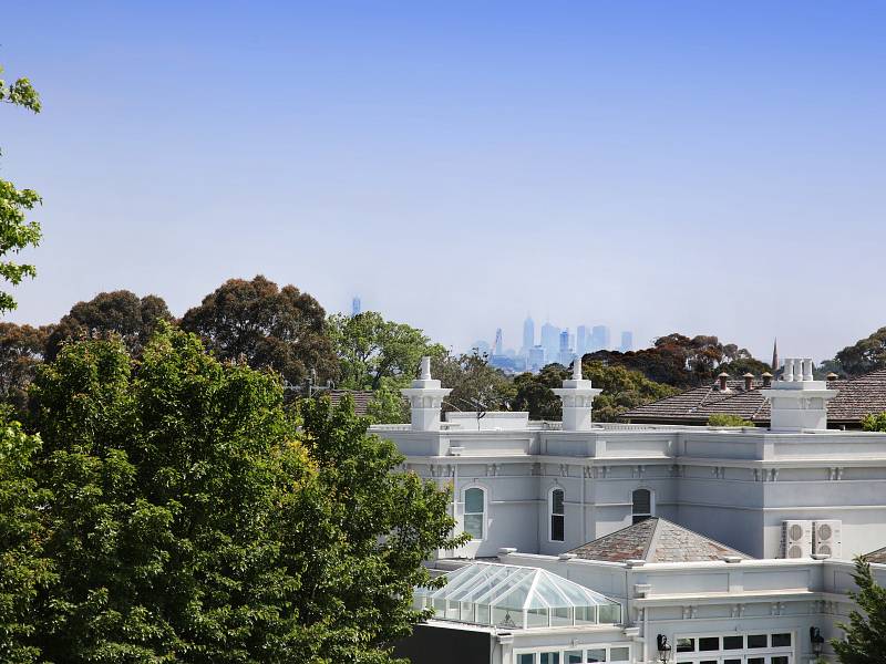 5 Inner Crescent, BRIGHTON, VIC 3186 Australia