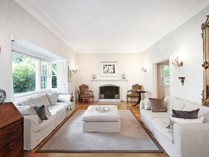 4 Seacombe Grove, BRIGHTON, VIC 3186 Australia