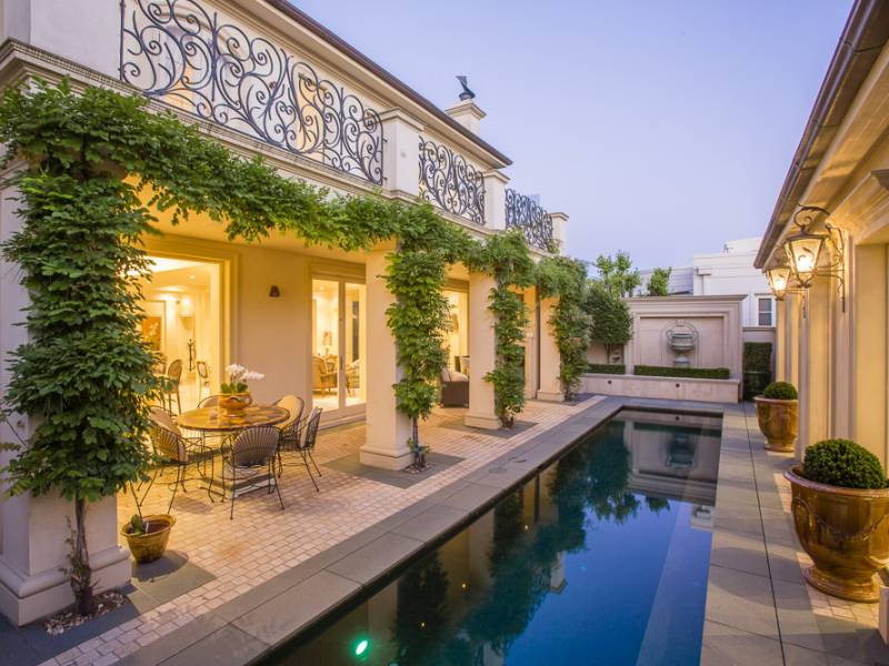 6 Dendy Street, BRIGHTON, VIC 3186 Australia