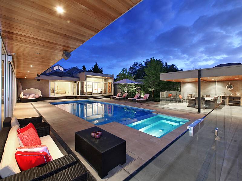 32 Middle Crescent, BRIGHTON, VIC 3186 Australia