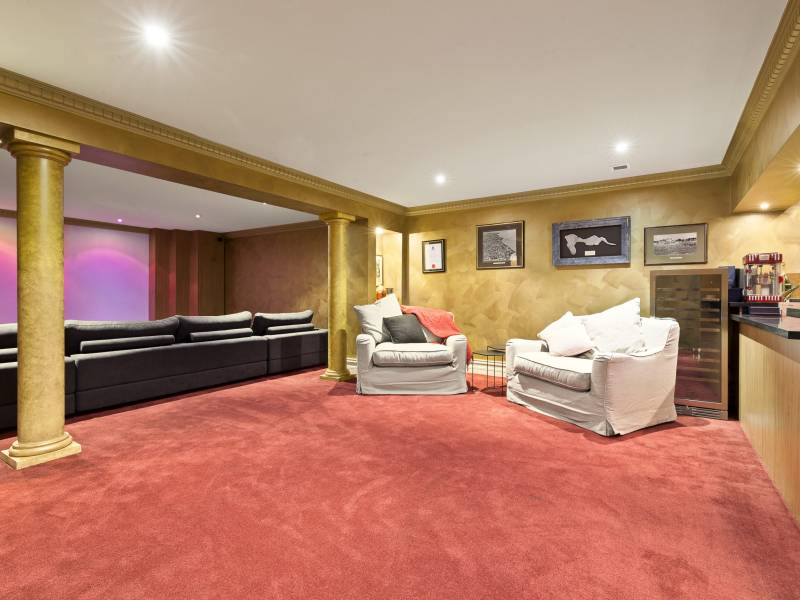 15 Newbay Crescent, BRIGHTON, VIC 3186 Australia