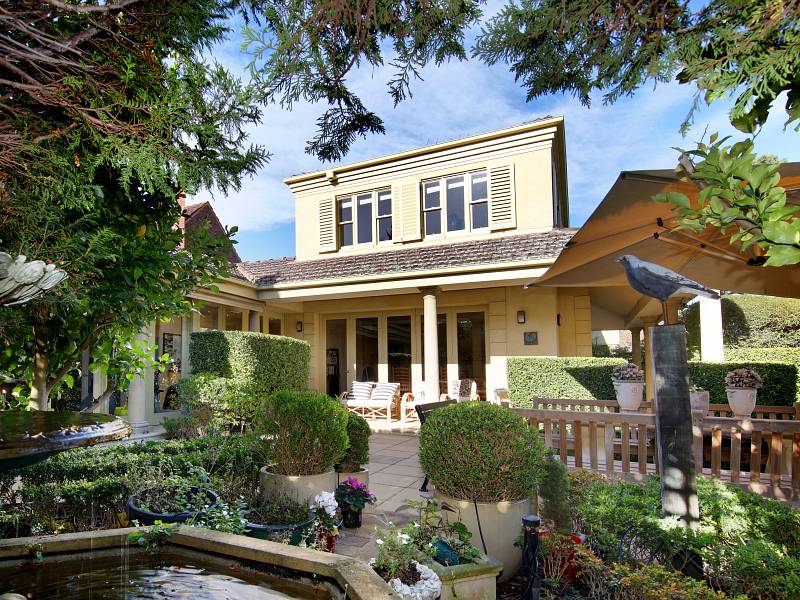 53 North Road, BRIGHTON, VIC 3186 Australia