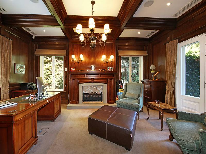 15 Moule Avenue, BRIGHTON, VIC 3186 Australia