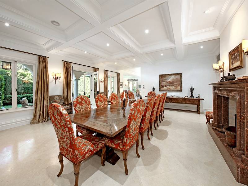 15 Moule Avenue, BRIGHTON, VIC 3186 Australia