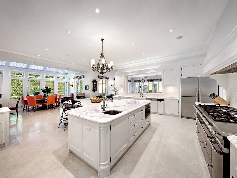 15 Moule Avenue, BRIGHTON, VIC 3186 Australia