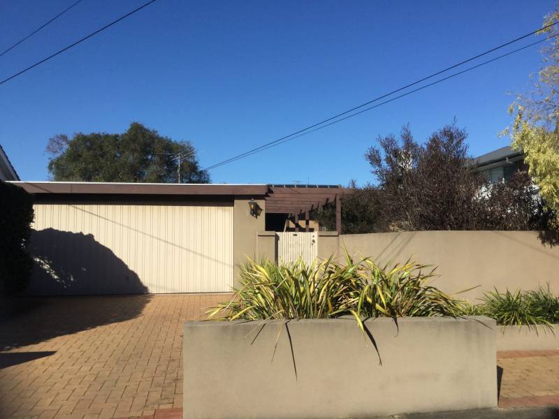 18 Young Street, BRIGHTON, VIC 3186 Australia