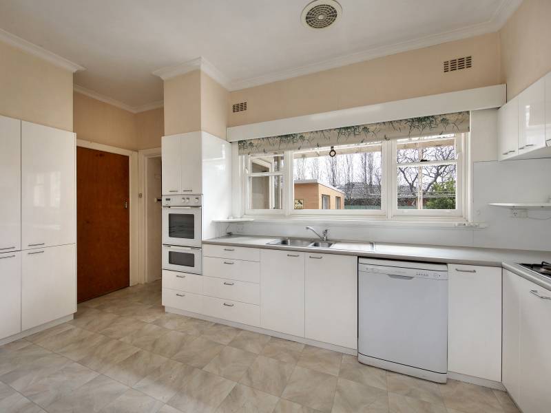 9 Bartlett Street, HAMPTON EAST, VIC 3188 Australia