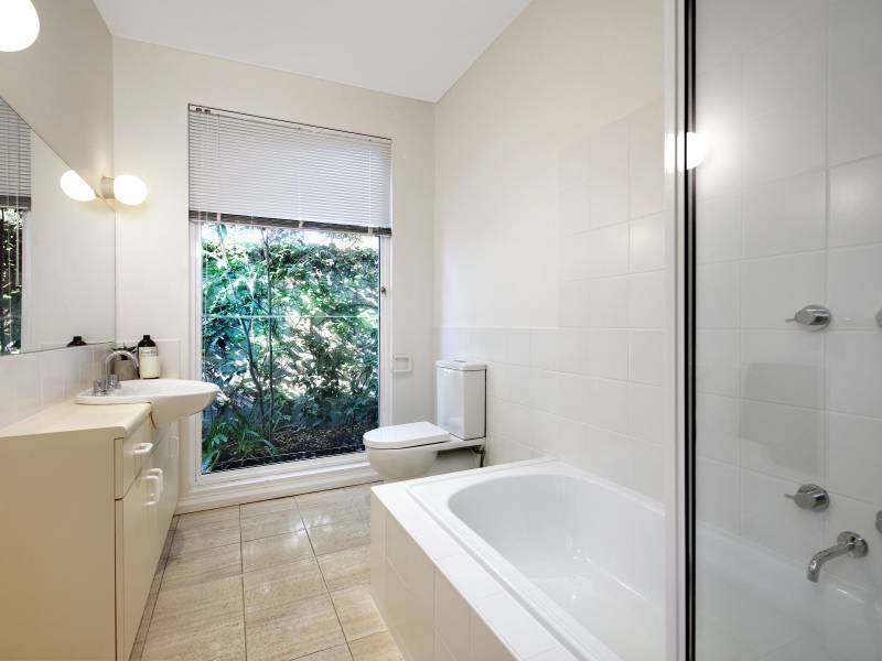 1/708 Hampton Street, BRIGHTON, VIC 3186 Australia