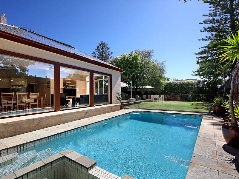 5 Inner Crescent, BRIGHTON, VIC 3186 Australia