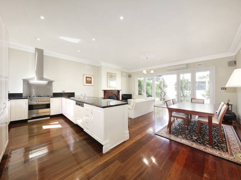 4 Thomson Street, BRIGHTON, VIC 3186 Australia