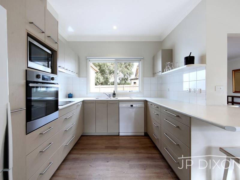 909A Hampton Street, BRIGHTON, VIC 3186 Australia