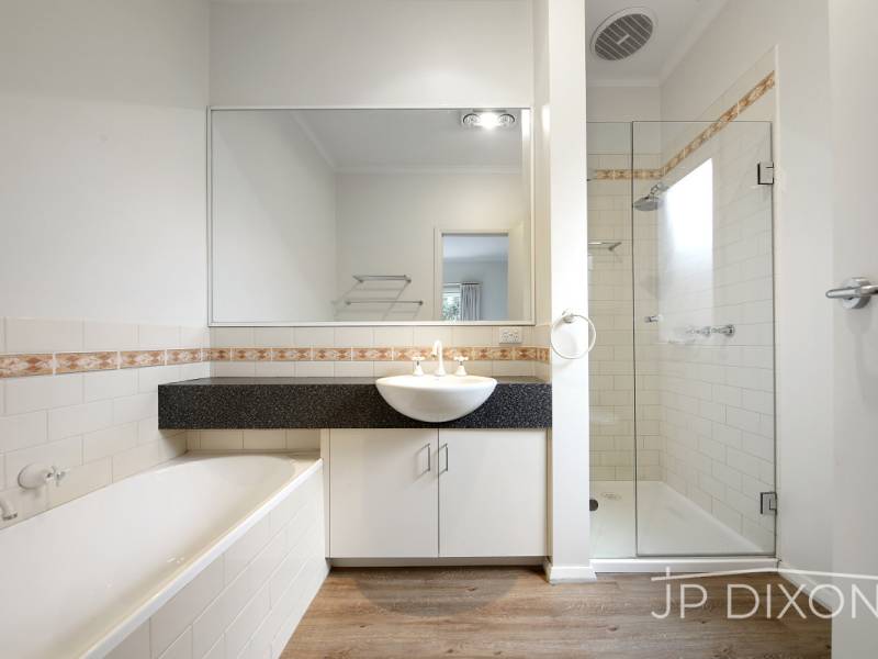 909A Hampton Street, BRIGHTON, VIC 3186 Australia