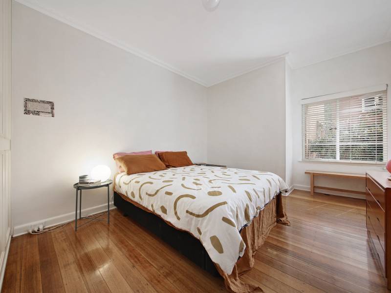 2/31 Eildon Road, ST KILDA, VIC 3182 Australia