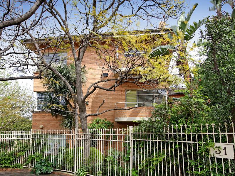 2/31 Eildon Road, ST KILDA, VIC 3182 Australia