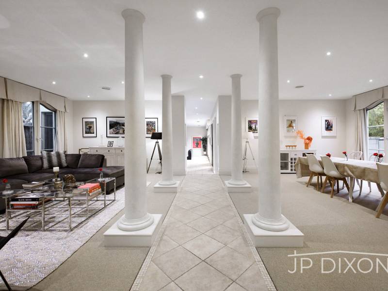 9 St Ninians Road, BRIGHTON, VIC 3186 Australia