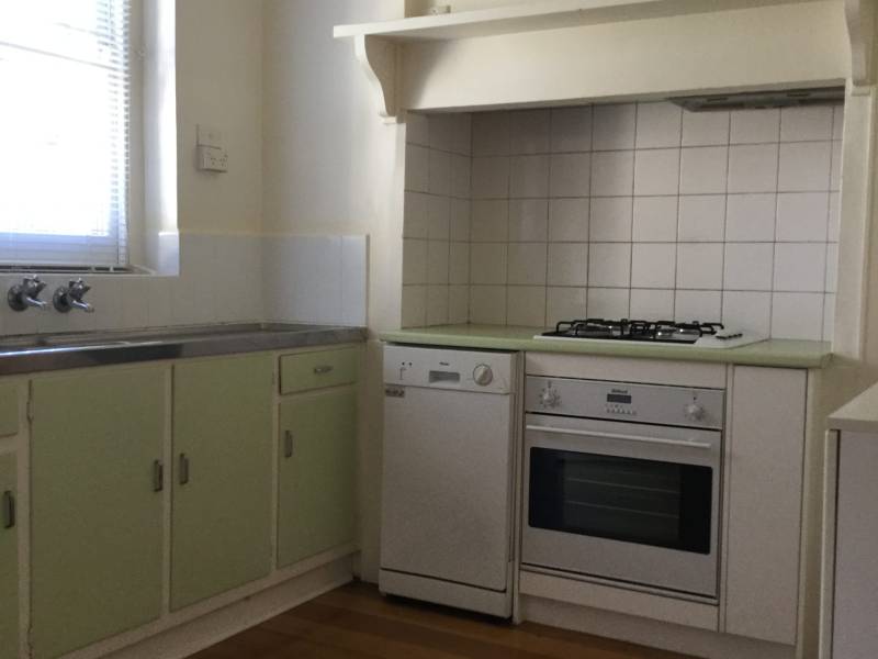 815 Hampton Street, BRIGHTON, VIC 3186 Australia