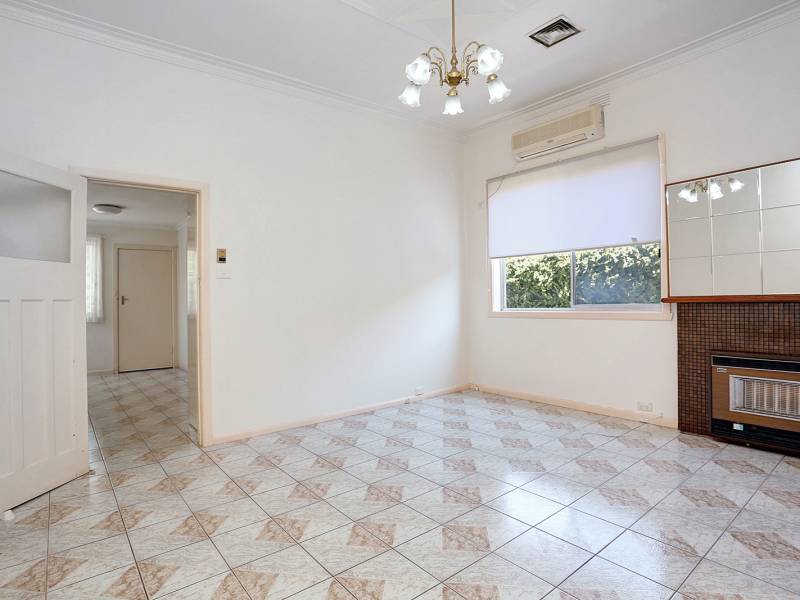 12 Rooding Street, BRIGHTON, VIC 3186 Australia