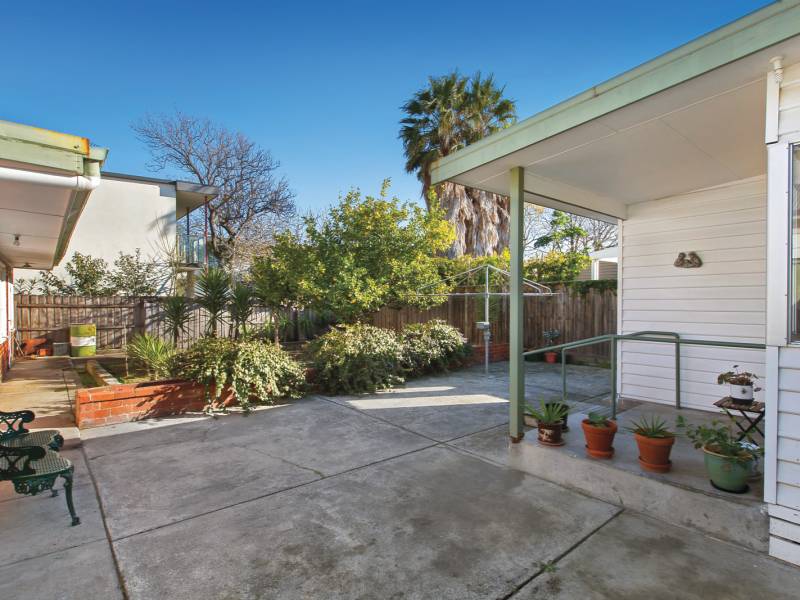 12 Rooding Street, BRIGHTON, VIC 3186 Australia