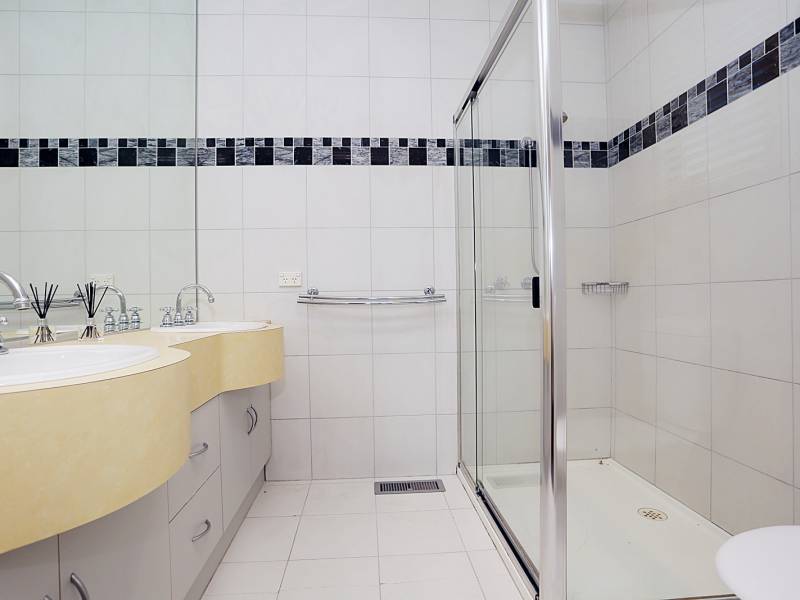 33.a Cochrane  Street, BRIGHTON, VIC 3186 Australia