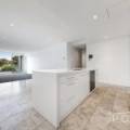 11./25 Wilson  Street, BRIGHTON, VIC 3186 Australia