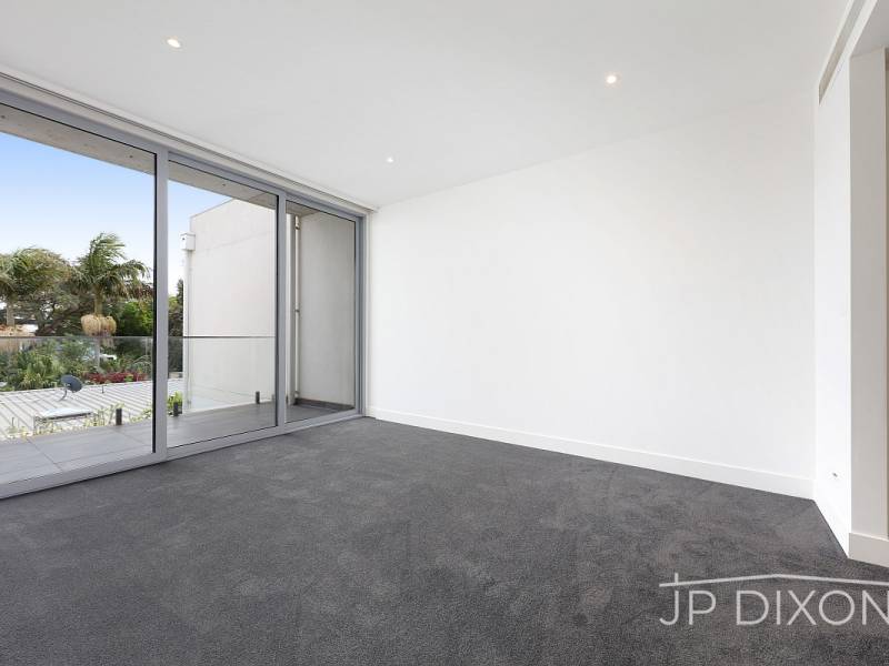 11./25 Wilson  Street, BRIGHTON, VIC 3186 Australia