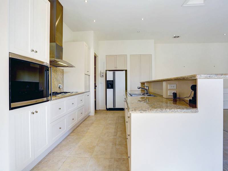 9 St Ninians Road, BRIGHTON, VIC 3186 Australia