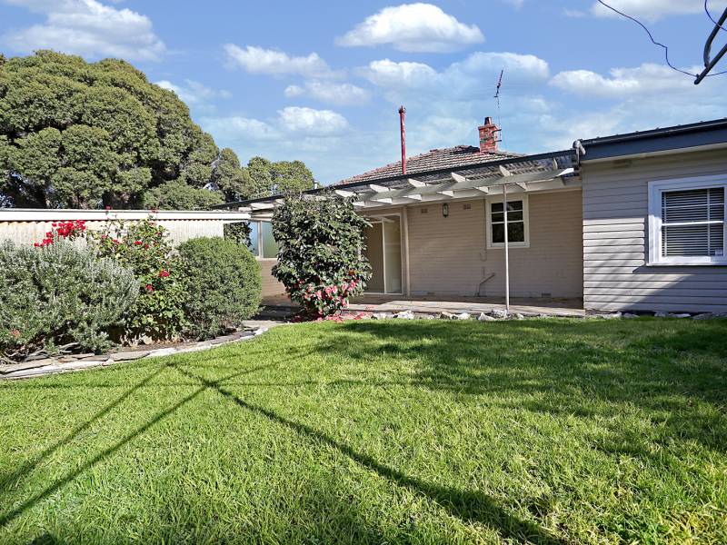 .16 Walstab Street, BRIGHTON EAST, VIC 3187 Australia