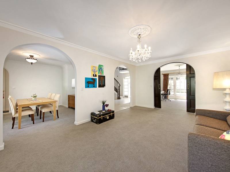 35 Seacombe Grove, BRIGHTON, VIC 3186 Australia