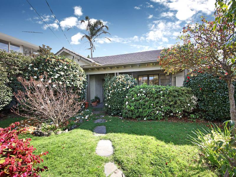 1 Normanby Street, BRIGHTON, VIC 3186 Australia