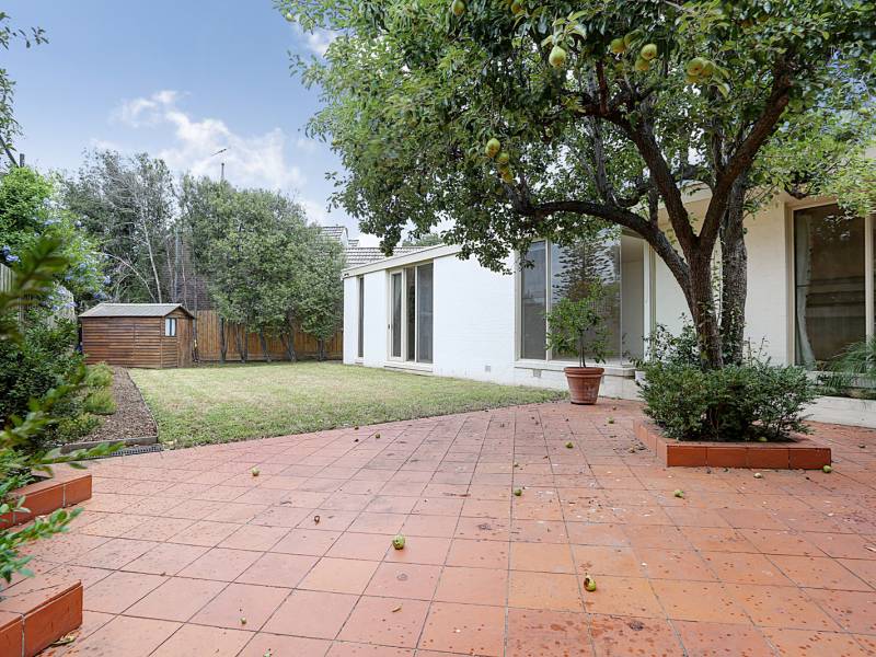 3 Baroona Court, BRIGHTON, VIC 3186 Australia