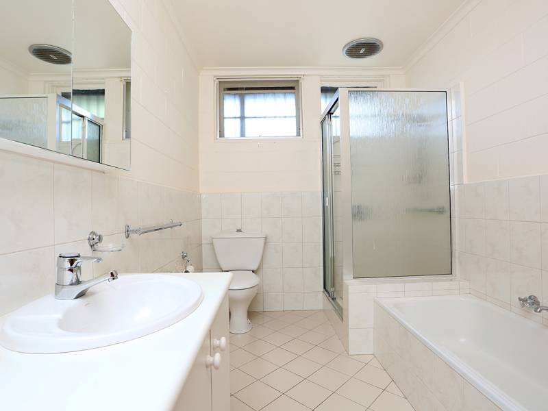 18 Young Street, BRIGHTON, VIC 3186 Australia