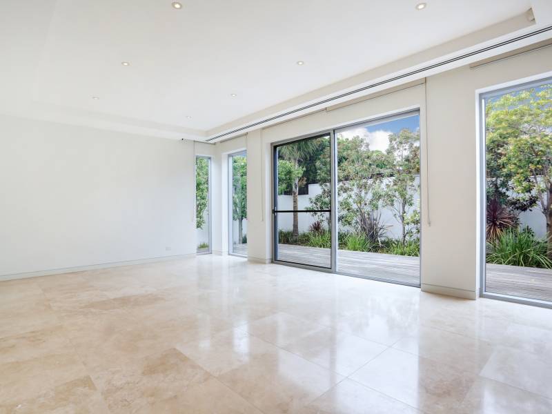 1/116 Esplanade, BRIGHTON, VIC 3186 Australia