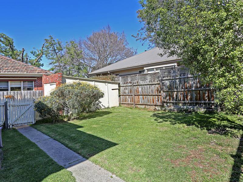 815 Hampton Street, BRIGHTON, VIC 3186 Australia