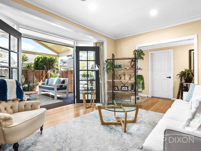 2/18 William Street, BRIGHTON, VIC 3186 Australia