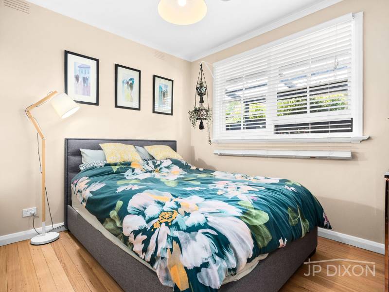 2/18 William Street, BRIGHTON, VIC 3186 Australia