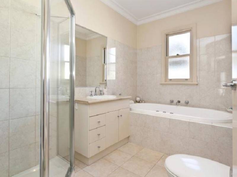 1/14 Asling Street, BRIGHTON, VIC 3186 Australia