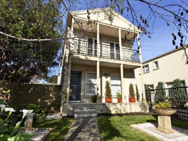 1/14 Asling Street, BRIGHTON, VIC 3186 Australia